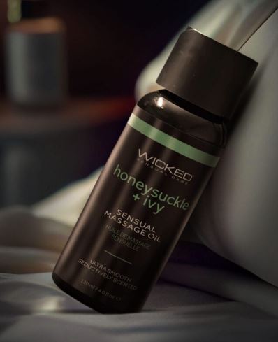 Wicked Honey Suckle and Ivy Sensual 4 OZ